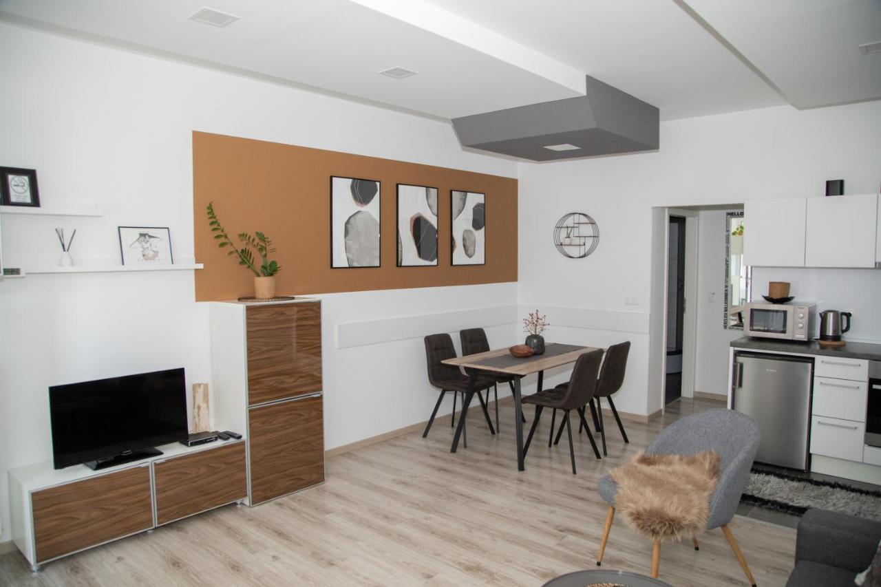 Apartments Bogdan Свети-Мартин-на-Мору Экстерьер фото